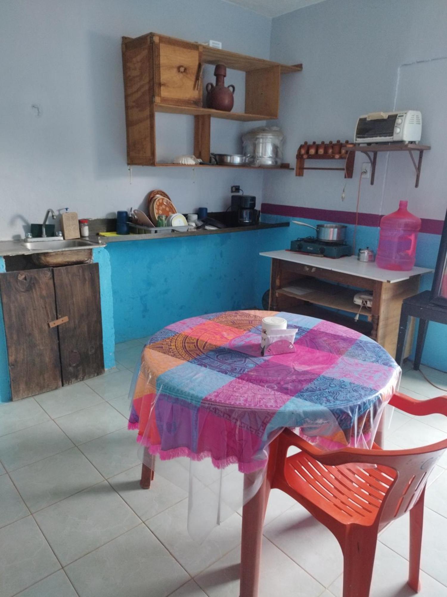 Hostal Y Temazcal Guemez Pisté Eksteriør bilde